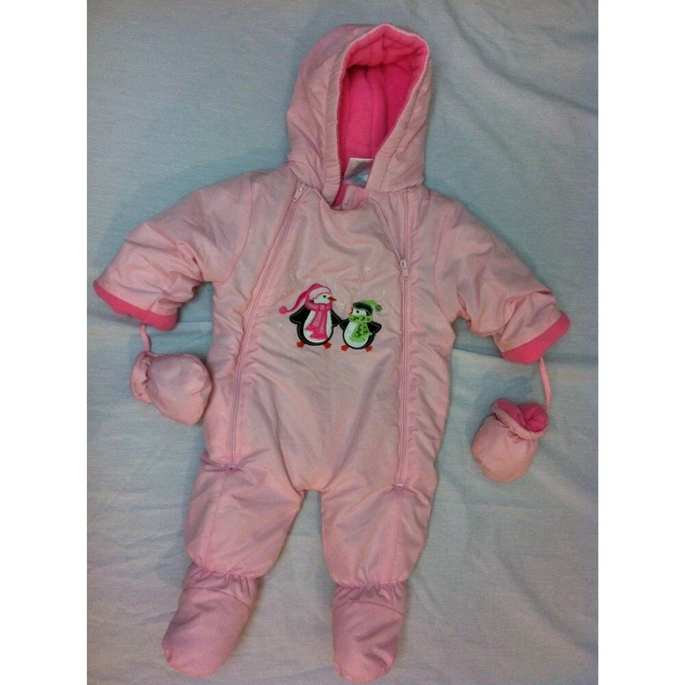 OKIE DOKIE GIRLS HOODED SNOWSUIT WITH MITTENS SIZE 6-9 MONTHS